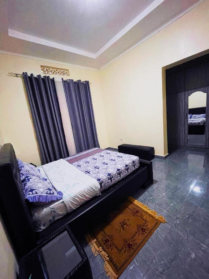 Zeo Airbnb - Cheap Apartment In Kigali Exterior photo